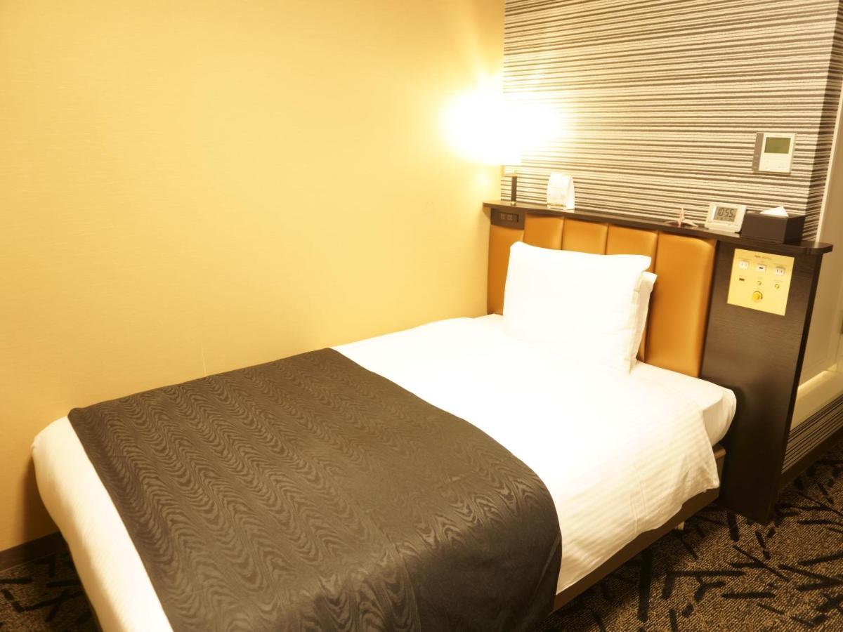 APA Hotel Saitama Yatsuka Ekimae Soka Bagian luar foto